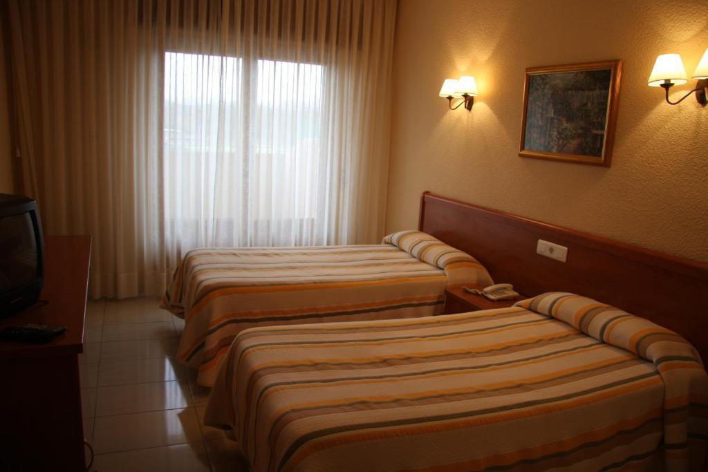 Hotel Alameda Alba De Tormes Chambre photo