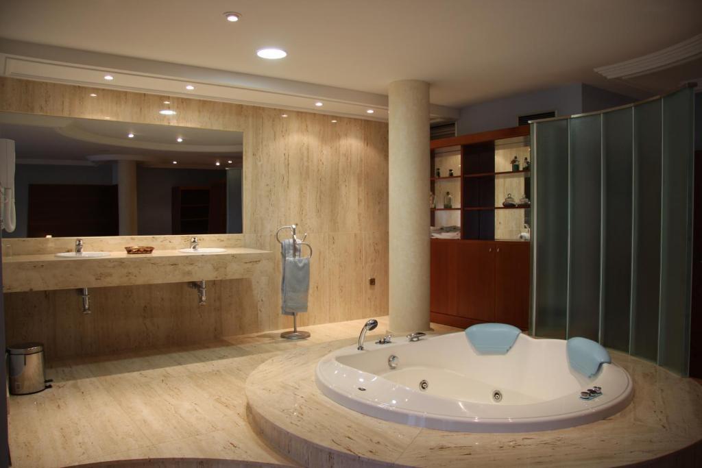 Hotel Alameda Alba De Tormes Chambre photo