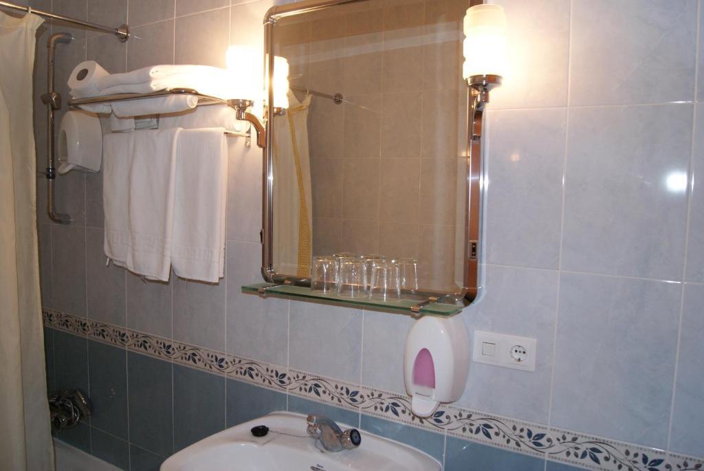 Hotel Alameda Alba De Tormes Chambre photo