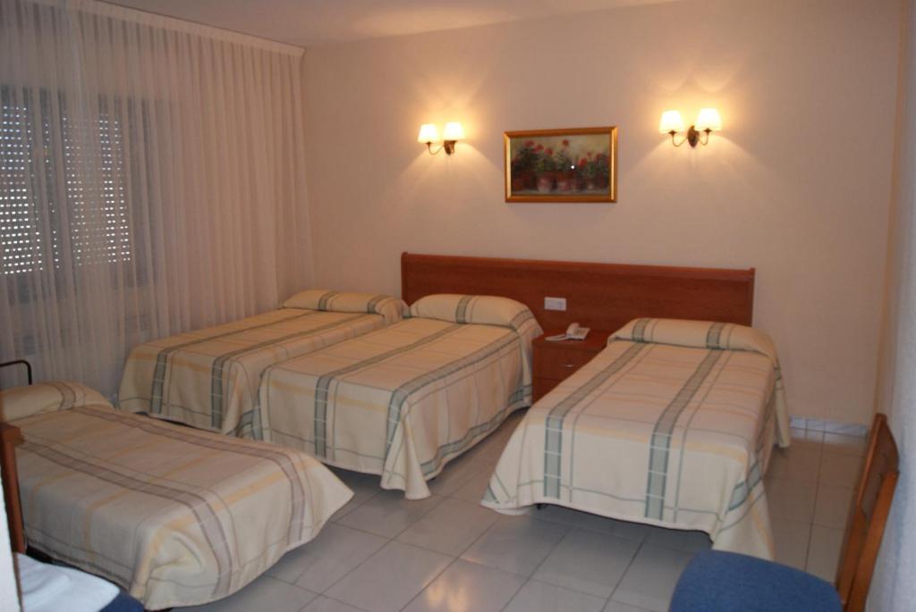 Hotel Alameda Alba De Tormes Chambre photo