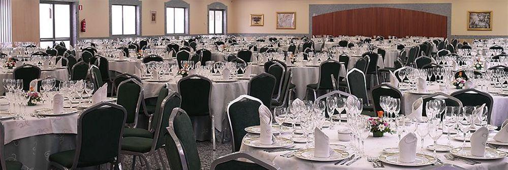 Hotel Alameda Alba De Tormes Extérieur photo