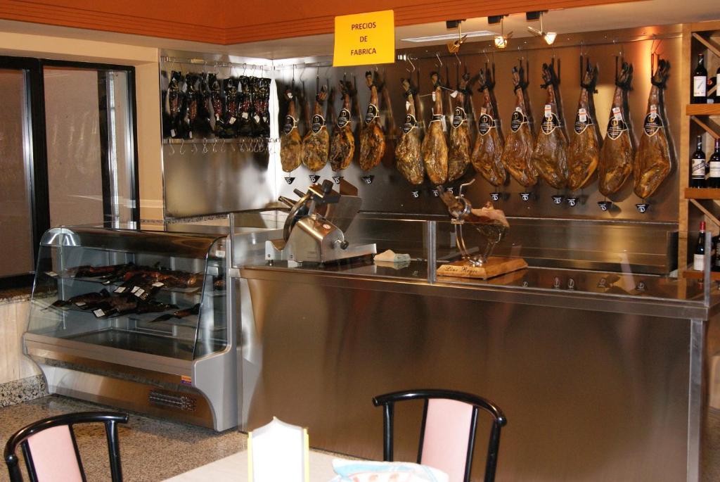 Hotel Alameda Alba De Tormes Extérieur photo